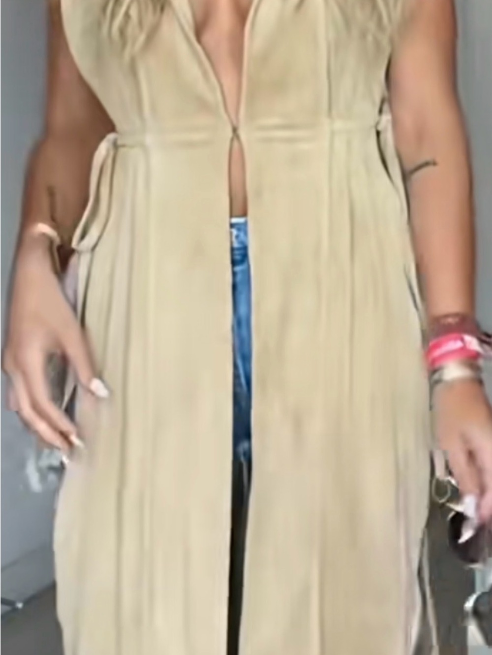 Geoffrey Beene Beige Sleeveless Open Front Tunic